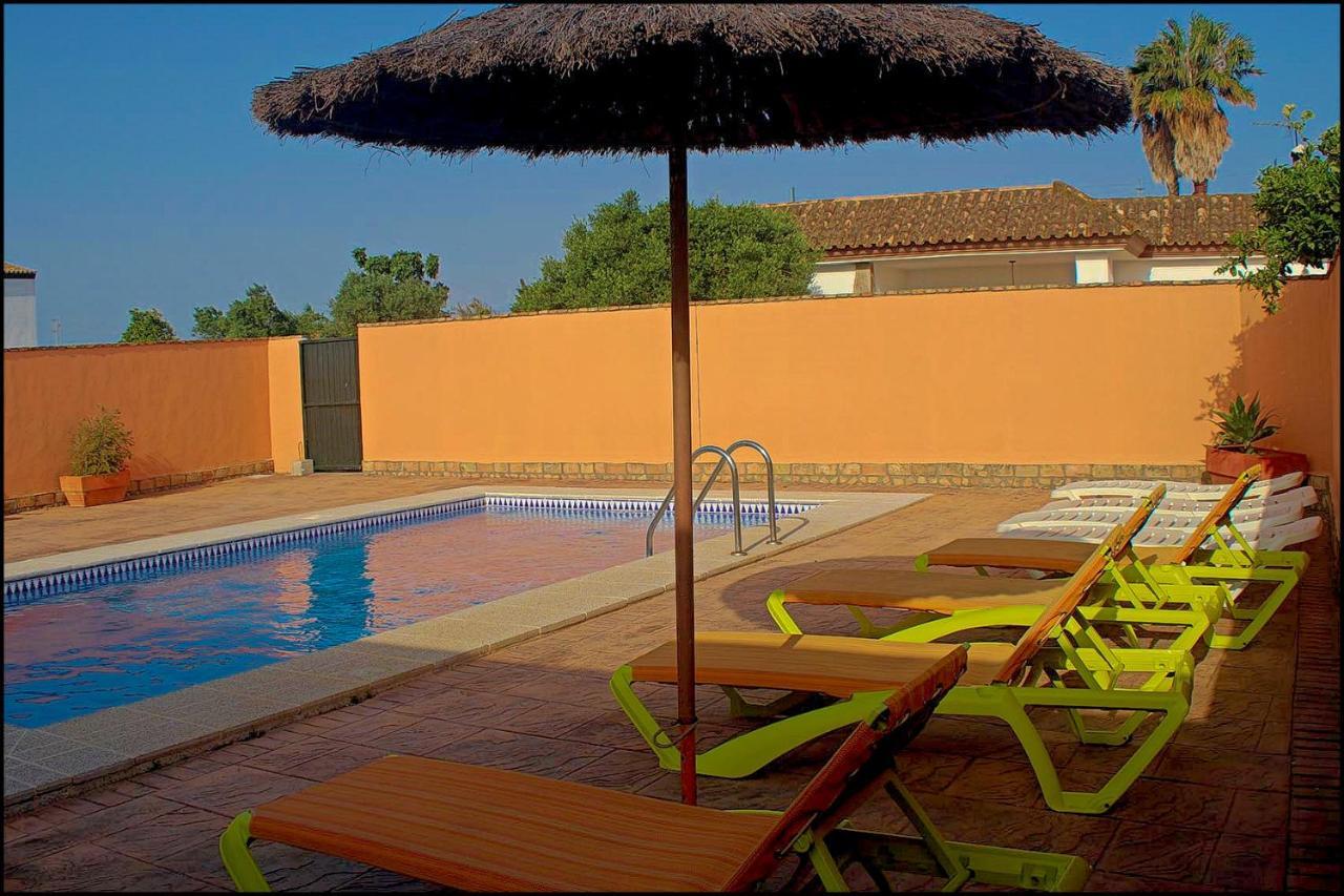 Chalet Con Piscina Privada โกนิล เด ลาฟรอนเตรา ภายนอก รูปภาพ
