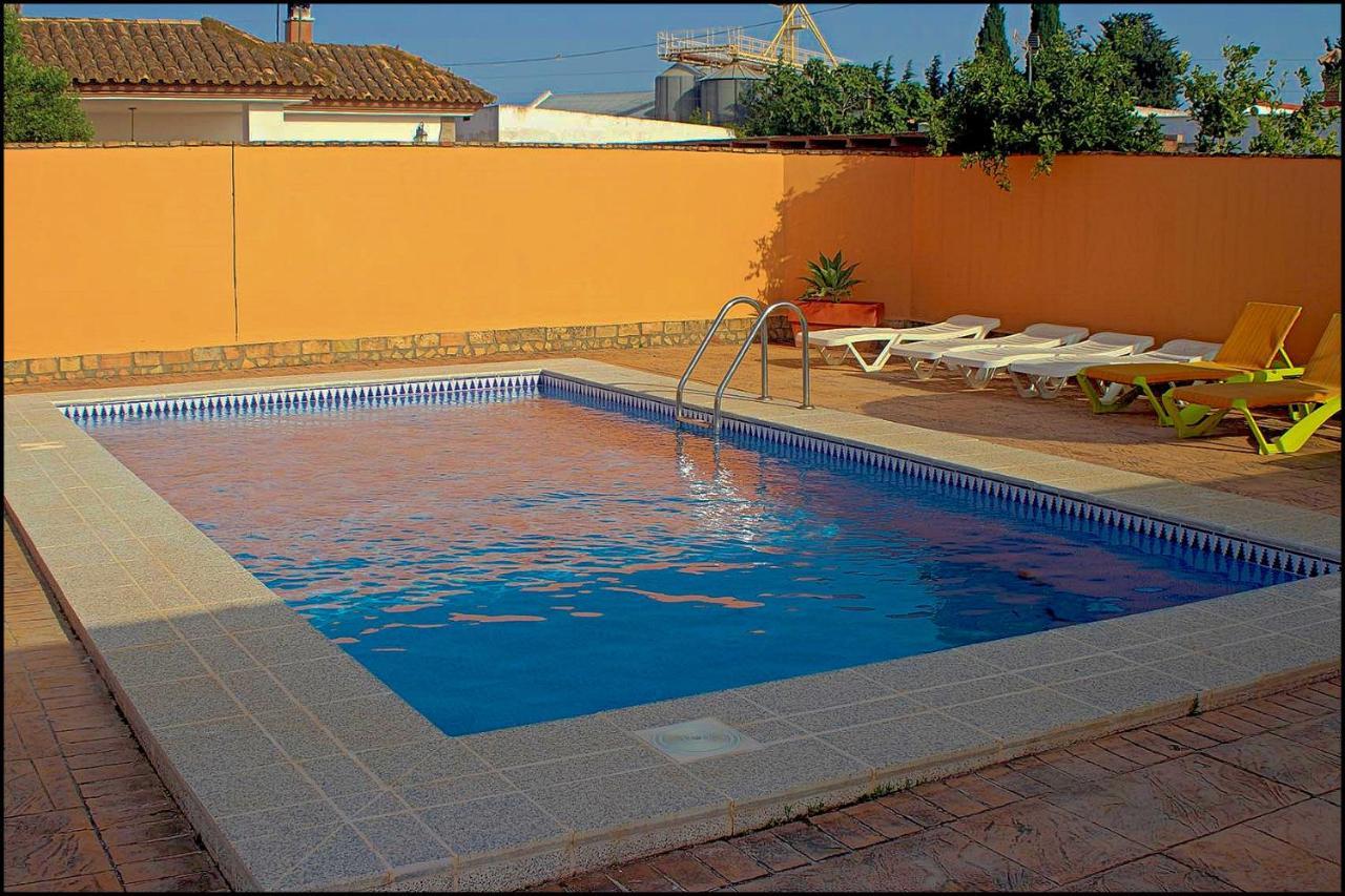 Chalet Con Piscina Privada โกนิล เด ลาฟรอนเตรา ภายนอก รูปภาพ